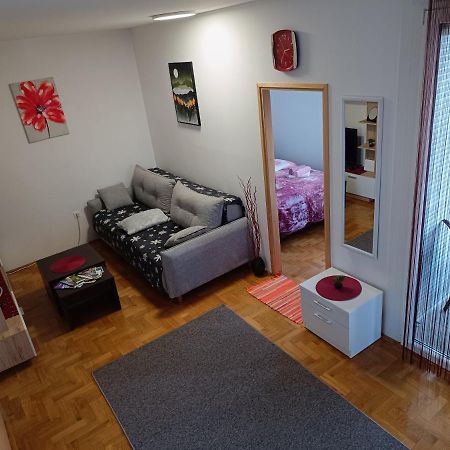 Apartman Ante Gospić Eksteriør bilde